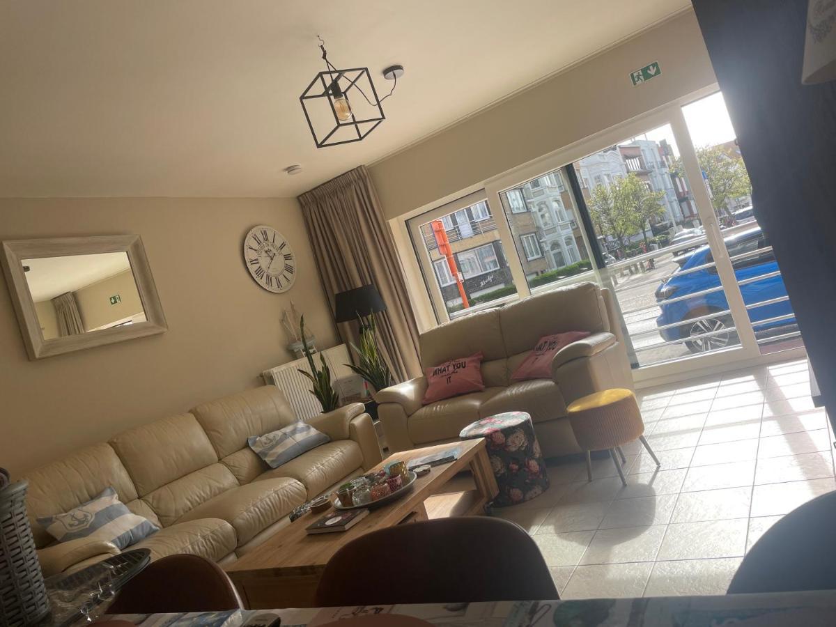Des Ambassadeurs Appartement Blankenberge Buitenkant foto